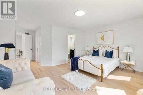 106 Hidden Trail Avenue, Richmond Hill, ON - Indoor Photo Showing Bedroom