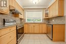 30 Drury Lane, Barrie, ON  - Indoor Photo Showing Kitchen 