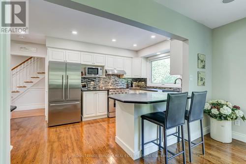 1331 Tyandaga Park Drive, Burlington (Tyandaga), ON - Indoor Photo Showing Kitchen With Stainless Steel Kitchen With Upgraded Kitchen