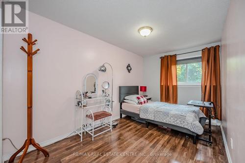 35 Briar Path, Brampton, ON - Indoor Photo Showing Bedroom