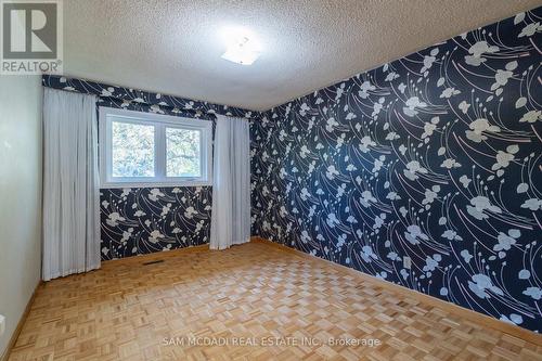 3532 Joan Drive, Mississauga (Fairview), ON - Indoor Photo Showing Other Room