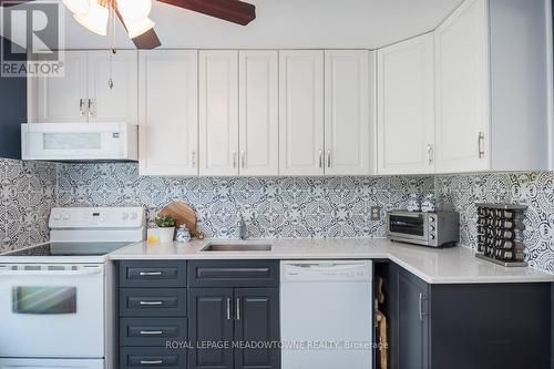 110 Kingham Road, Halton Hills (Acton), ON - Indoor Photo Showing Kitchen