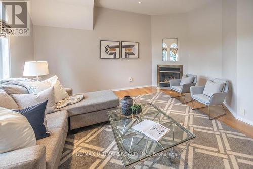 5907 Cornell Crescent, Mississauga (Central Erin Mills), ON - Indoor Photo Showing Living Room With Fireplace