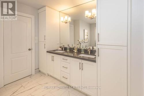 5907 Cornell Crescent, Mississauga, ON - Indoor Photo Showing Bathroom