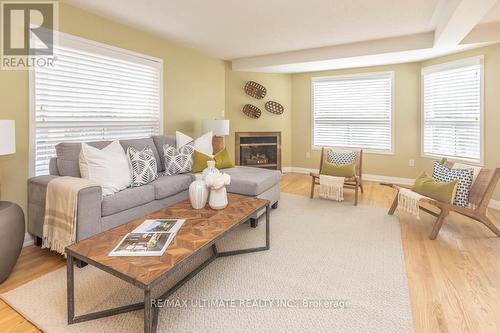 5907 Cornell Crescent, Mississauga (Central Erin Mills), ON - Indoor Photo Showing Living Room With Fireplace