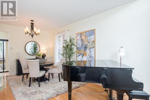 1339 Marshall Crescent, Milton (Beaty), ON - Indoor Photo Showing Dining Room