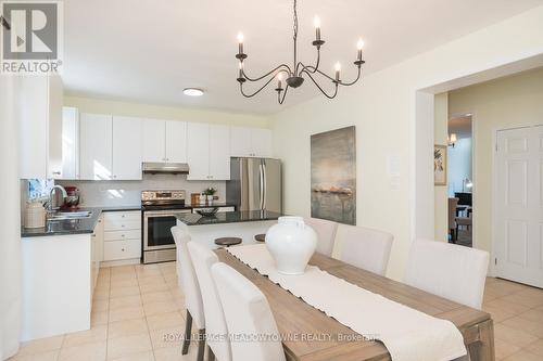 1339 Marshall Crescent, Milton (Beaty), ON - Indoor Photo Showing Kitchen