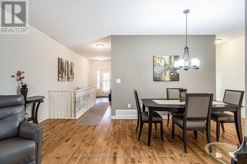 97 Sandollar Drive, Hamilton (Twenty Place), ON - Indoor Photo Showing Dining Room