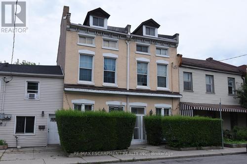 168 Macnab Street N, Hamilton (Central), ON - Outdoor With Facade