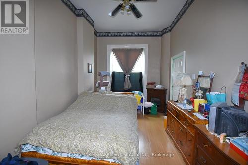 168 Macnab Street N, Hamilton (Central), ON - Indoor Photo Showing Bedroom