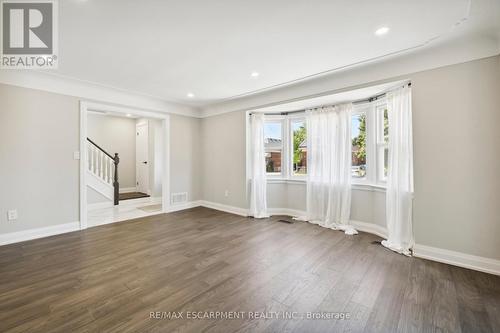 147 Garside Avenue S, Hamilton, ON - Indoor Photo Showing Other Room