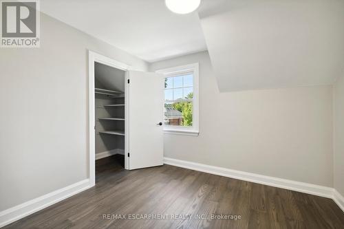 147 Garside Avenue S, Hamilton (Bartonville), ON - Indoor Photo Showing Other Room