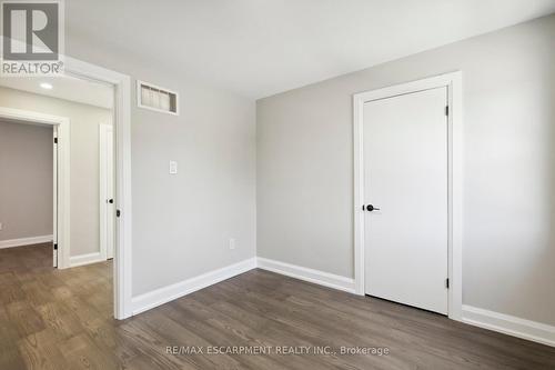 147 Garside Avenue S, Hamilton, ON - Indoor Photo Showing Other Room