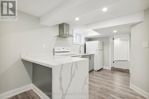 147 Garside Avenue S, Hamilton (Bartonville), ON - Indoor Photo Showing Kitchen