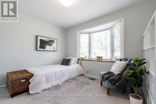 164 Dundas Street E, Hamilton (Waterdown), ON - Indoor Photo Showing Bedroom