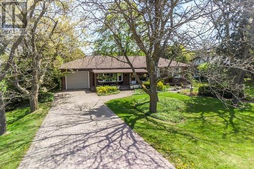 164 Dundas Street E, Hamilton (Waterdown), ON - Outdoor