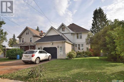 225 Riverside Drive, Prince Albert, SK - Outdoor With Facade