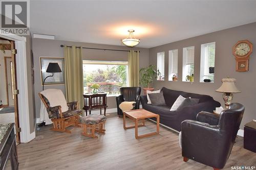 225 Riverside Drive, Prince Albert, SK - Indoor Photo Showing Living Room