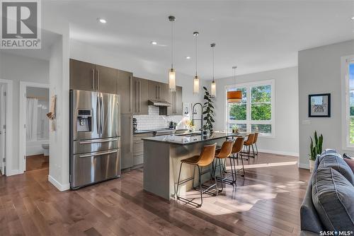 803 Paton Avenue, Saskatoon, SK - Indoor Photo Showing Kitchen With Upgraded Kitchen