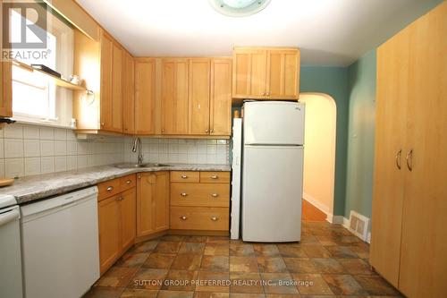 83 Dillabough Street, London, ON - Indoor Photo Showing Kitchen