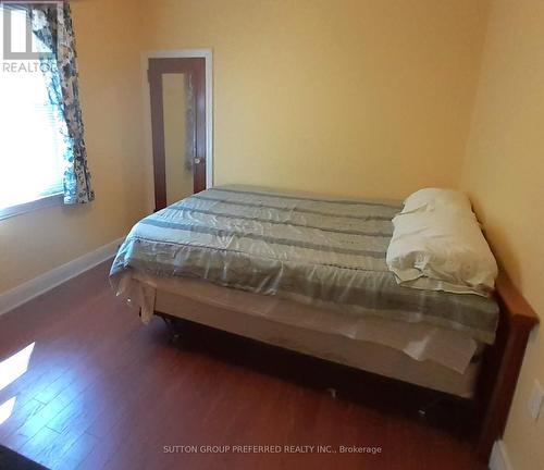 83 Dillabough Street, London, ON - Indoor Photo Showing Bedroom