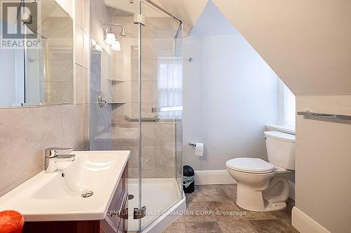 476 Colborne Street, London, ON - Indoor Photo Showing Bathroom