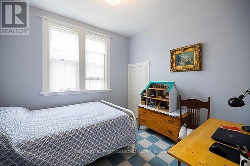 476 Colborne Street, London, ON - Indoor Photo Showing Bedroom