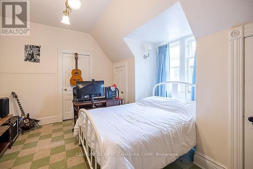 476 Colborne Street, London, ON - Indoor Photo Showing Bedroom