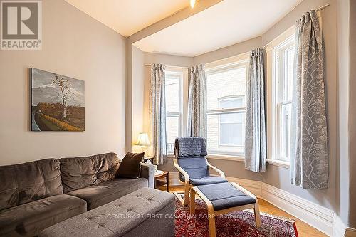 476 Colborne Street, London, ON - Indoor Photo Showing Living Room