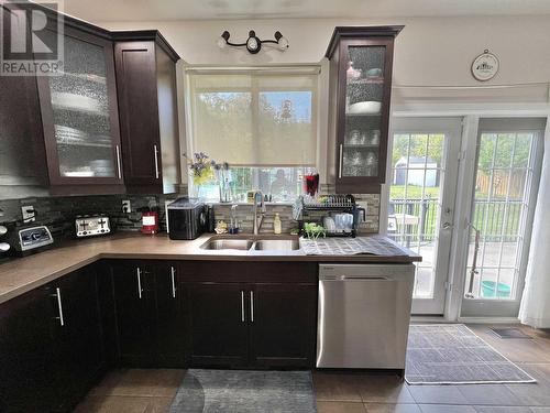 831 Funn Street, Quesnel, BC - Indoor Photo Showing Kitchen With Double Sink