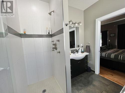 831 Funn Street, Quesnel, BC - Indoor Photo Showing Bathroom