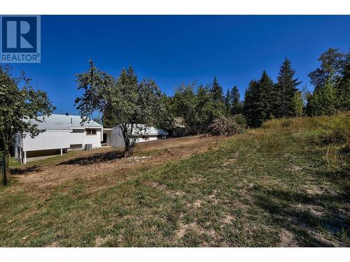 2913 Cedar Drive, Blind Bay, BC - Outdoor