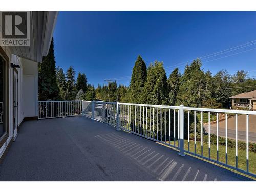 2913 Cedar Drive, Blind Bay, BC - Outdoor With Exterior