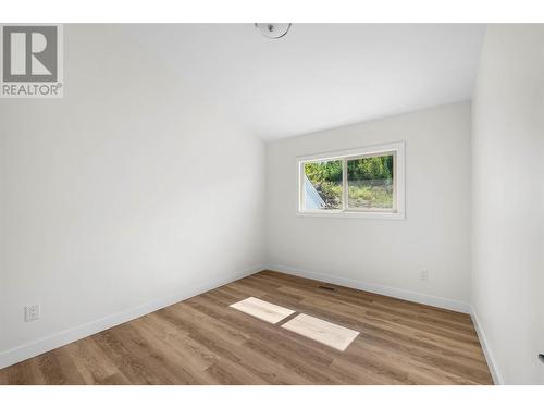 2913 Cedar Drive, Blind Bay, BC - Indoor Photo Showing Other Room