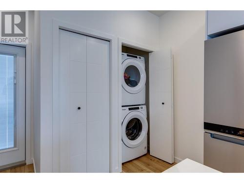 169 Maple Street Unit# 104, Penticton, BC - Indoor Photo Showing Laundry Room