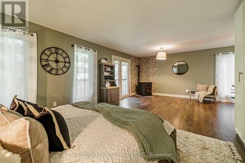 789 Old Mill Road, Kawartha Lakes, ON - Indoor Photo Showing Bedroom