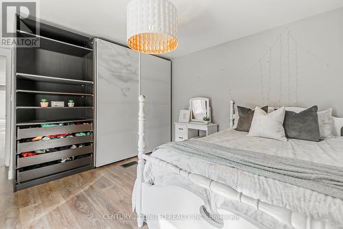 789 Old Mill Road, Kawartha Lakes, ON - Indoor Photo Showing Bedroom