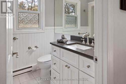 1111 Whitehead Farm Road, Gravenhurst, ON - Indoor Photo Showing Bathroom