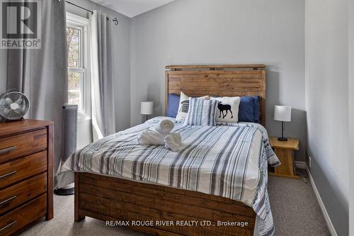 1111 Whitehead Farm Road, Gravenhurst, ON - Indoor Photo Showing Bedroom