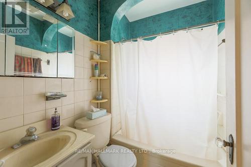 43 Glenridge Road, Toronto (Cliffcrest), ON - Indoor Photo Showing Bathroom