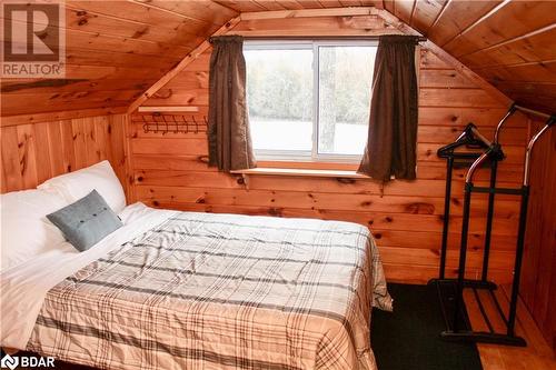 810 4Th Line, Douro-Dummer, ON - Indoor Photo Showing Bedroom