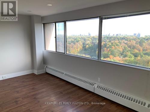 1904 - 10 Sunny Glen Way, Toronto (Flemingdon Park), ON - Indoor Photo Showing Other Room