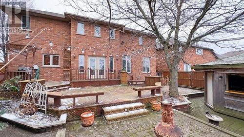 2 Donnici Drive, Hamilton, ON - Outdoor