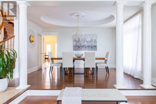 2 Donnici Drive, Hamilton (Falkirk), ON - Indoor Photo Showing Dining Room