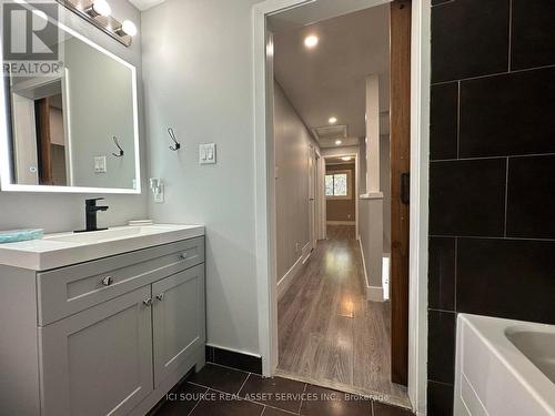 25 - 75 Ansondale Road, London, ON - Indoor Photo Showing Bathroom