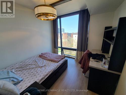 725 - 145 Columbia Street, Waterloo, ON - Indoor Photo Showing Bedroom