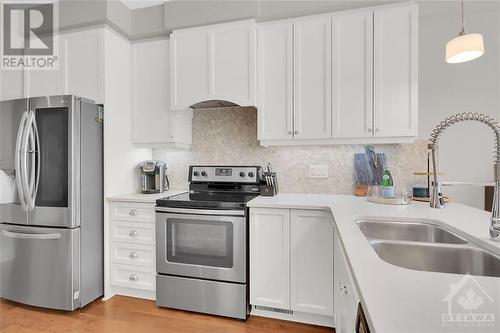 603 Willowmere Way, Ottawa, ON - Indoor Photo Showing Kitchen With Stainless Steel Kitchen With Double Sink