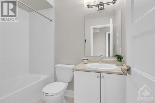 603 Willowmere Way, Ottawa, ON - Indoor Photo Showing Bathroom