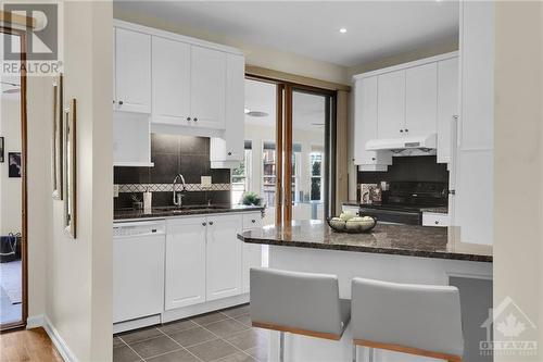 7 Clarey Avenue, Ottawa, ON - Indoor Photo Showing Kitchen