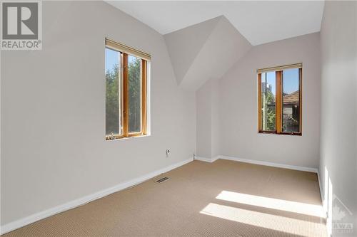 7 Clarey Avenue, Ottawa, ON - Indoor Photo Showing Other Room